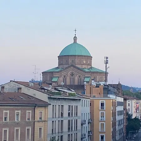 Casa L&r Panzió Bologna