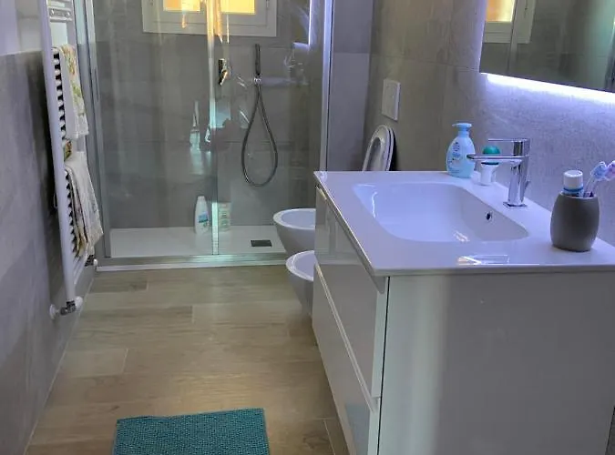 Casa L&r לינה וארוחת בוקר 4*