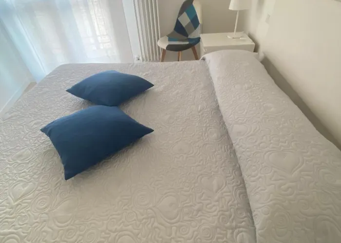 Casa L&r לינה וארוחת בוקר בולוניה