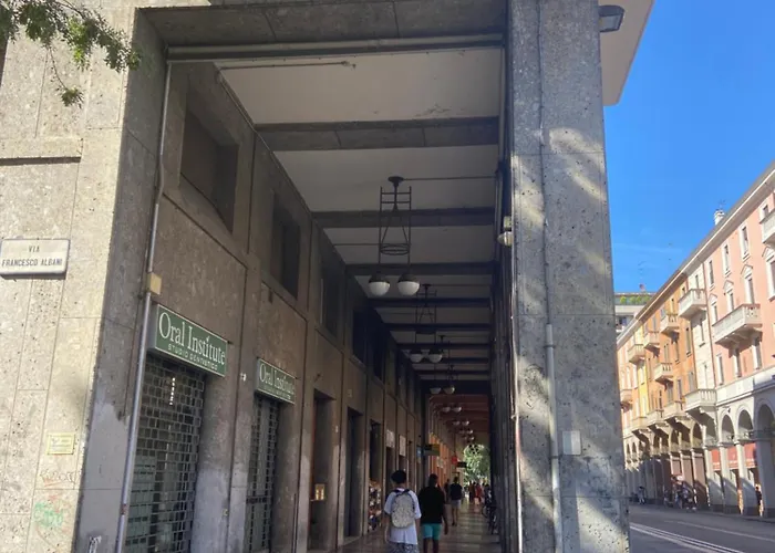 לינה וארוחת בוקר Casa L&r בולוניה