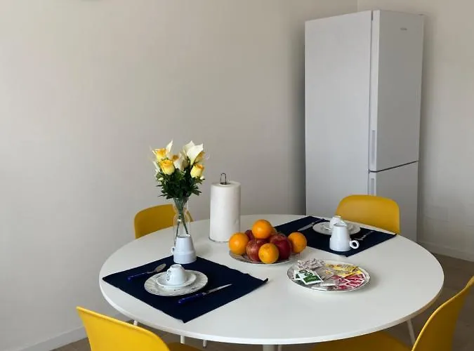 Casa L&r לינה וארוחת בוקר בולוניה